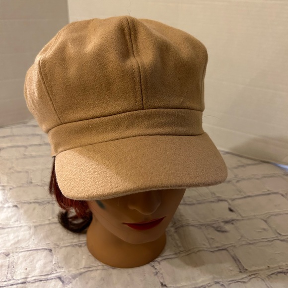 CAMEL COLOR ELASTIC BACK WOMEN’S CAP FULLY LINED NEUTRAL - Picture 2 of 9